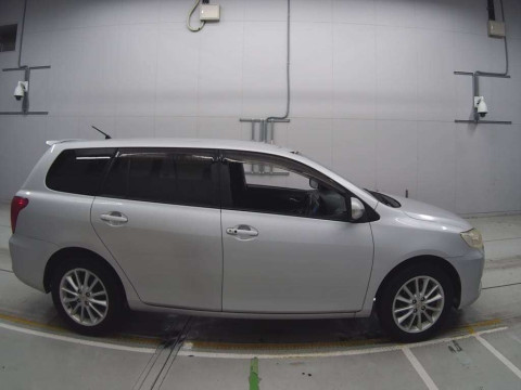 2007 Toyota Corolla Fielder ZRE142G[2]