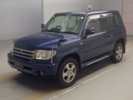 2004 Mitsubishi Pajero iO