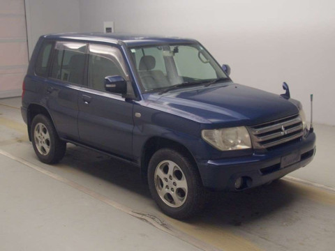 2004 Mitsubishi Pajero iO H76W[2]