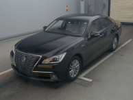 2014 Toyota Crown Hybrid