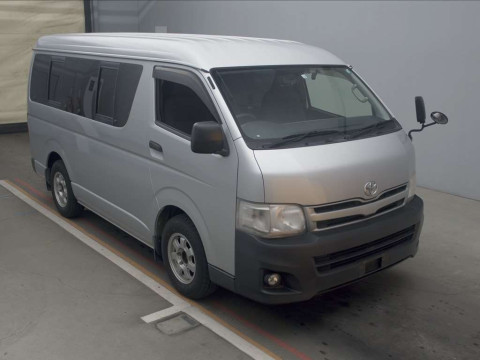 2012 Toyota Hiace Wagon TRH214W[2]