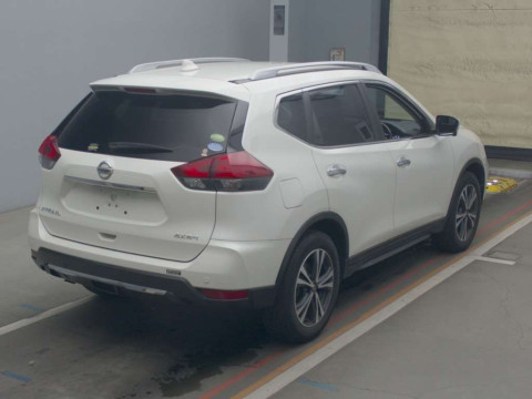 2020 Nissan X-Trail NT32[1]