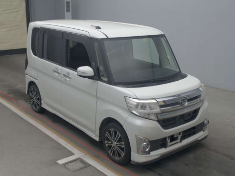 2014 Daihatsu Tanto LA600S[2]