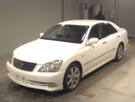 2005 Toyota Crown