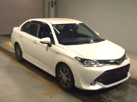 2016 Toyota Corolla Axio NKE165[2]