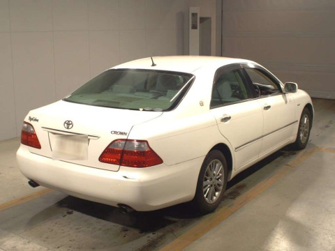 2006 Toyota Crown GRS180[1]