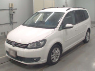 2013 Volkswagen Golf Touran