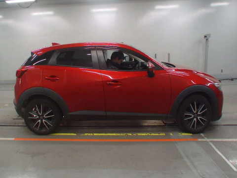 2016 Mazda CX-3 DK5FW[2]