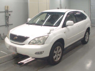 2004 Toyota Harrier