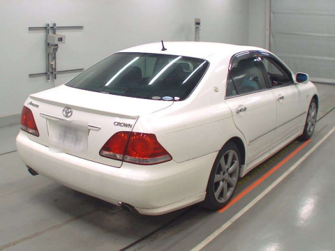 2006 Toyota Crown GRS180[1]