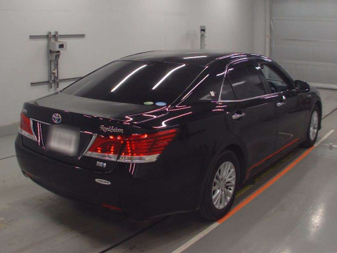 2016 Toyota Crown Hybrid AWS210[1]