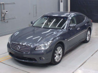 2010 Nissan Fuga