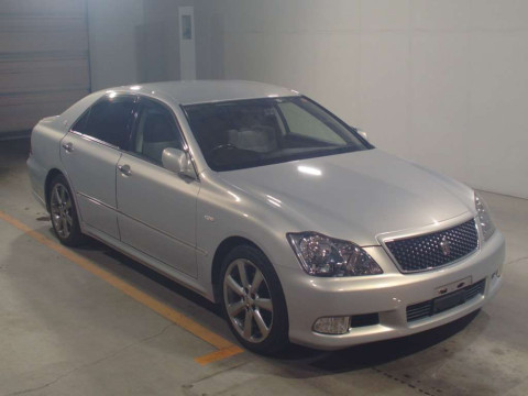 2007 Toyota Crown GRS180[2]