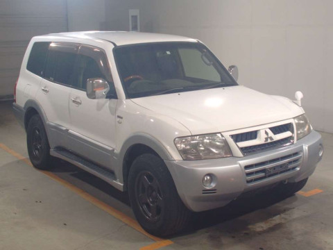 2004 Mitsubishi Pajero V73W[2]