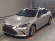 2019 Lexus ES