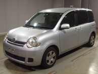 2011 Toyota Sienta