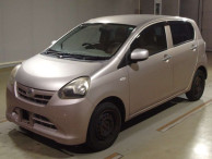 2013 Daihatsu Mira es