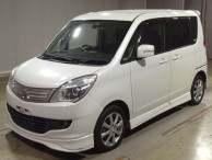 2013 Mitsubishi Delica D2