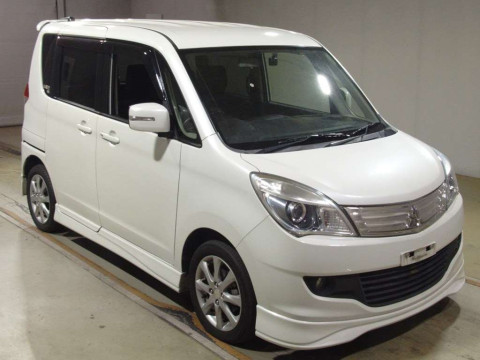 2013 Mitsubishi Delica D2 MB15S[2]