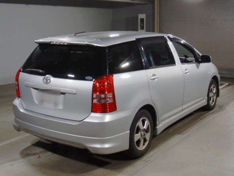 2003 Toyota Wish ZNE10G[1]