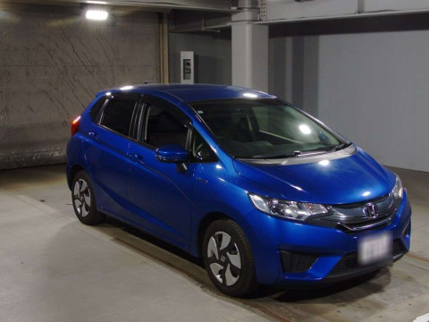 2015 Honda Fit Hybrid GP5[2]