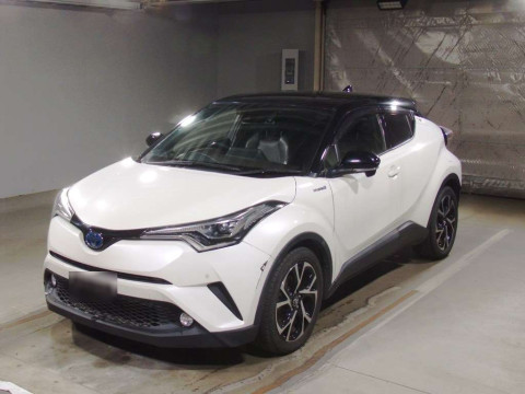 2017 Toyota C-HR ZYX10[0]