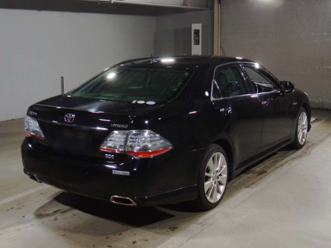 2009 Toyota Crown Hybrid GWS204[1]