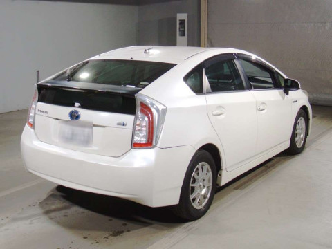 2012 Toyota Prius ZVW30[1]