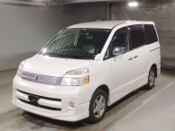 2006 Toyota Voxy