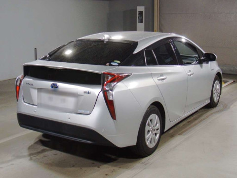 2018 Toyota Prius ZVW50[1]