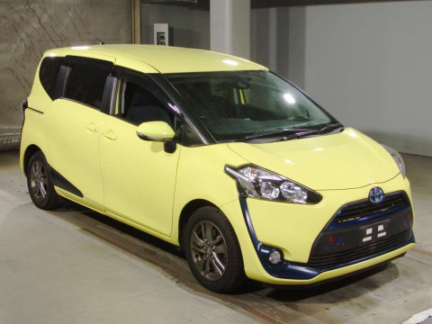 2016 Toyota Sienta NSP170G[2]