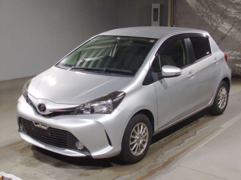 2014 Toyota Vitz NSP130[0]