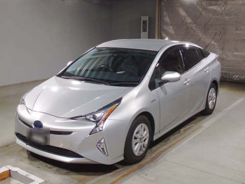 2016 Toyota Prius ZVW50[0]