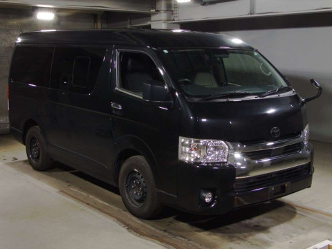 2020 Toyota Hiace Wagon TRH214W[2]