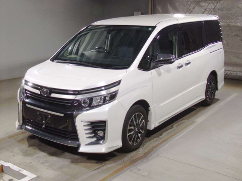 2017 Toyota Voxy ZRR80W[0]