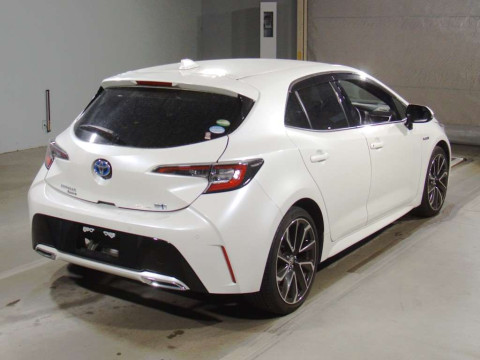 2018 Toyota Corolla Sports ZWE211H[1]