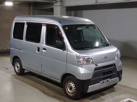 2018 Daihatsu Hijet Cargo S321V[2]