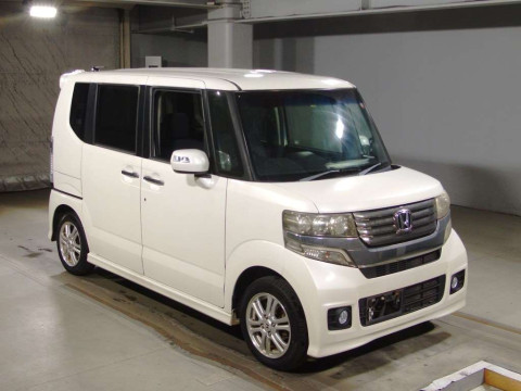 2011 Honda N-BOX CUSTOM JF1[2]