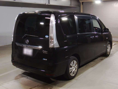 2013 Nissan Serena HC26[1]