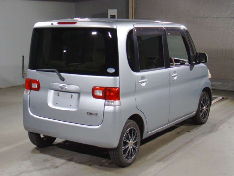 2009 Daihatsu Tanto L385S[1]