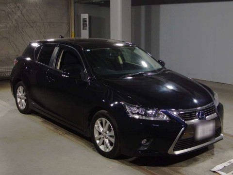 2014 Lexus CT ZWA10[2]