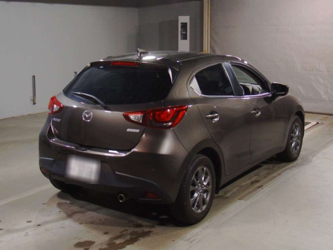 2016 Mazda Demio DJ3FS[1]