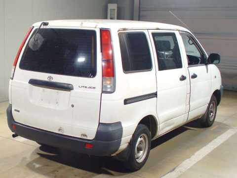 2000 Toyota Liteace Van KR42V[1]