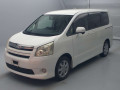 2008 Toyota Noah