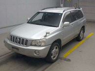 2002 Toyota KLUGER