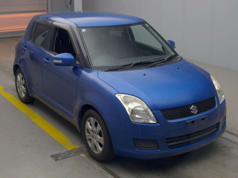 2010 Suzuki Swift ZC71S[2]