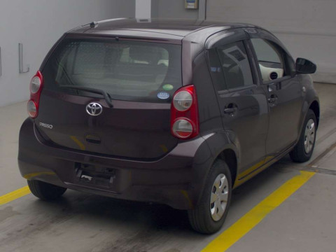 2012 Toyota Passo KGC30[1]