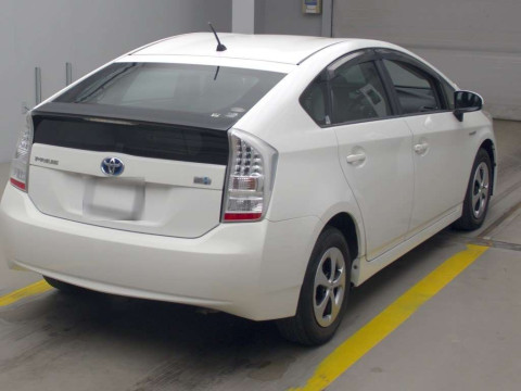 2009 Toyota Prius ZVW30[1]