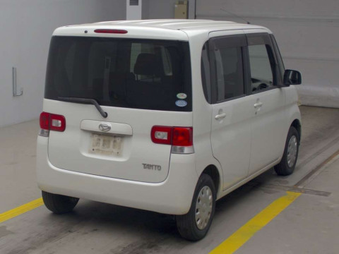 2010 Daihatsu Tanto L375S[1]