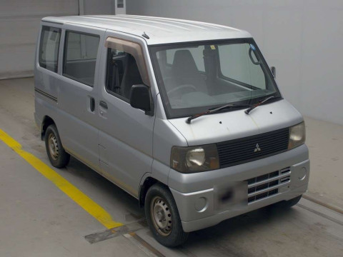 2004 Mitsubishi Minicab Van U61V[2]